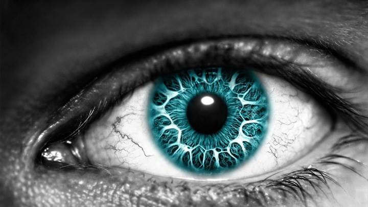 Green Eye Closeup